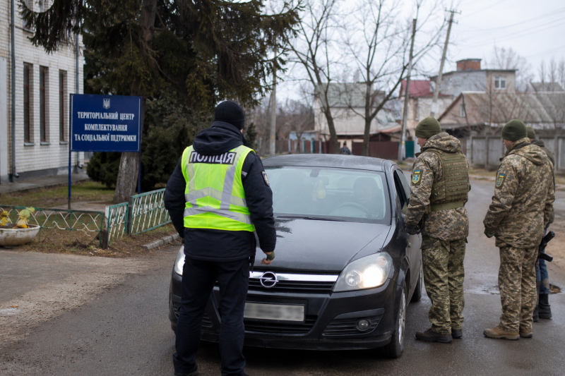 У Миргороді суд виніс вирок чоловіку, який травмував військовослужбовця ТЦК
