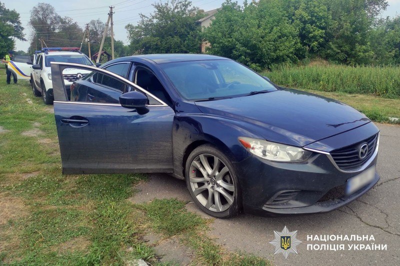 На Миргородщині нетверезий чоловік незаконно заволодів автомобілем: поліція оперативно встановила його особу