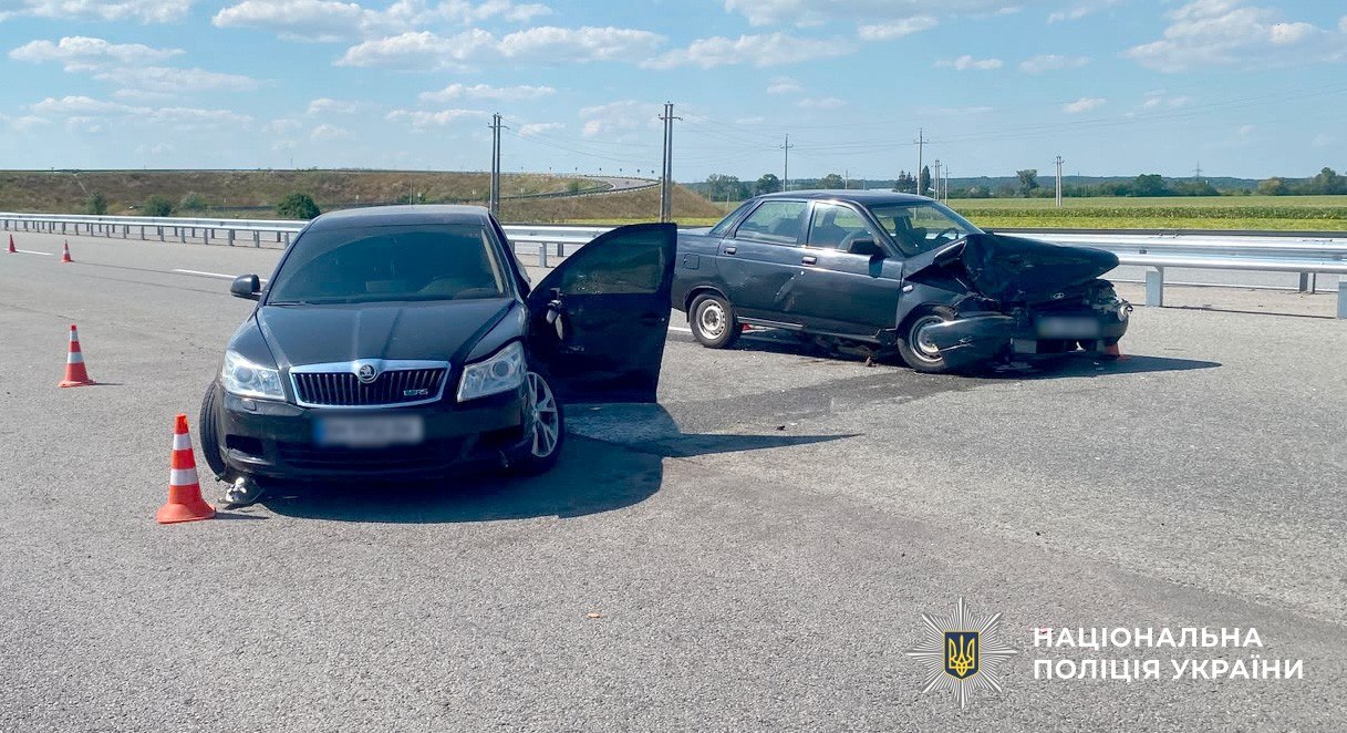 У Полтавському районі в ДТП постраждала пасажирка: поліція розпочала розслідування