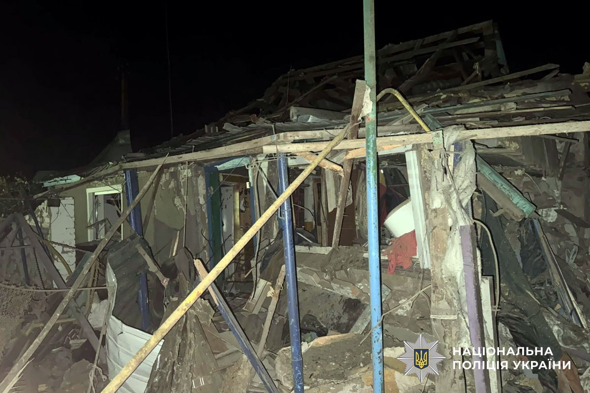 На Миргородщині внаслідок ворожої атаки пошкоджено приватні будинки та підприємство